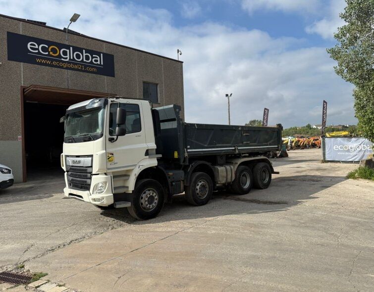 DAF CF430 VOLQUETE 8x4***TRILATERAL***